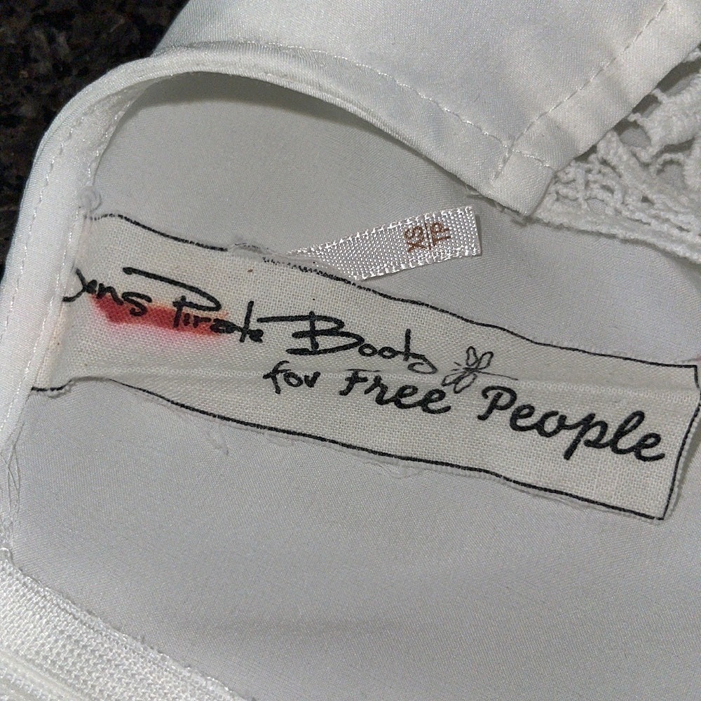Jen’s Pirate Booty For Free People White/Ivory Lace And Satin Sleeveless… - Picture 8 of 10